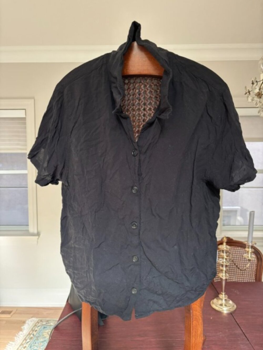 Urban Outfitters Black Short Sleeve Button Down Shirt Size Small
